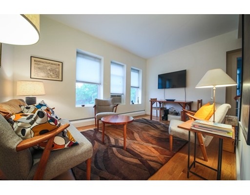 18 Centre St unit 403, Cambridge, MA 02139 - photo 1