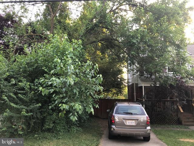 5858 Edgehill Dr, Alexandria, VA 22303 - photo 1