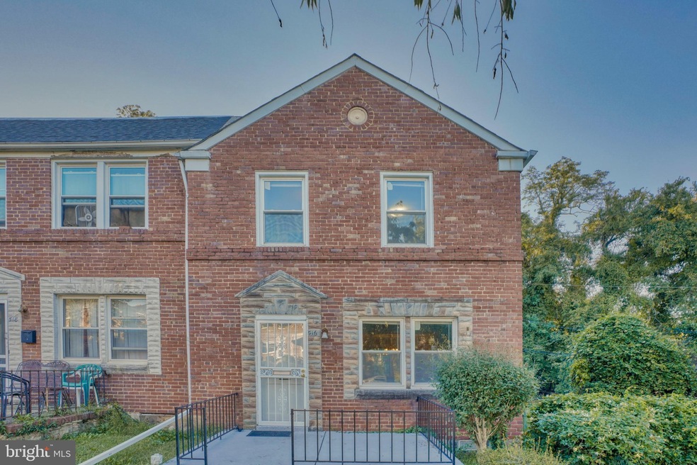 516 Random Rd, Baltimore, MD 21229 - photo 1