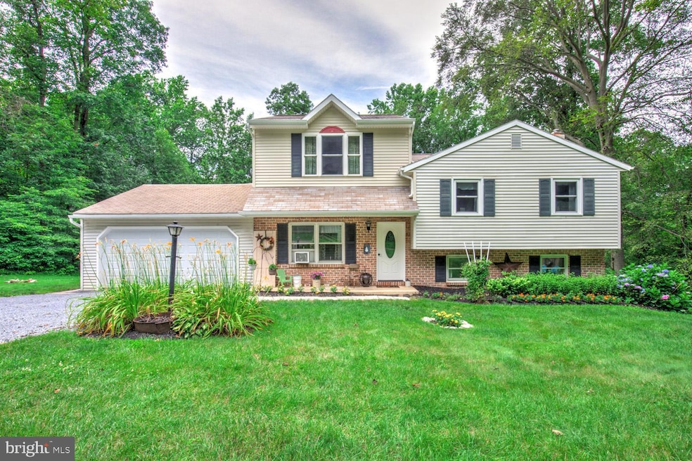 1477 Morgantown Rd, Morgantown, PA 19543 - photo 1