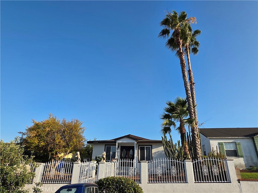 1428 256th St W, Los Angeles, CA 90710 - photo 1