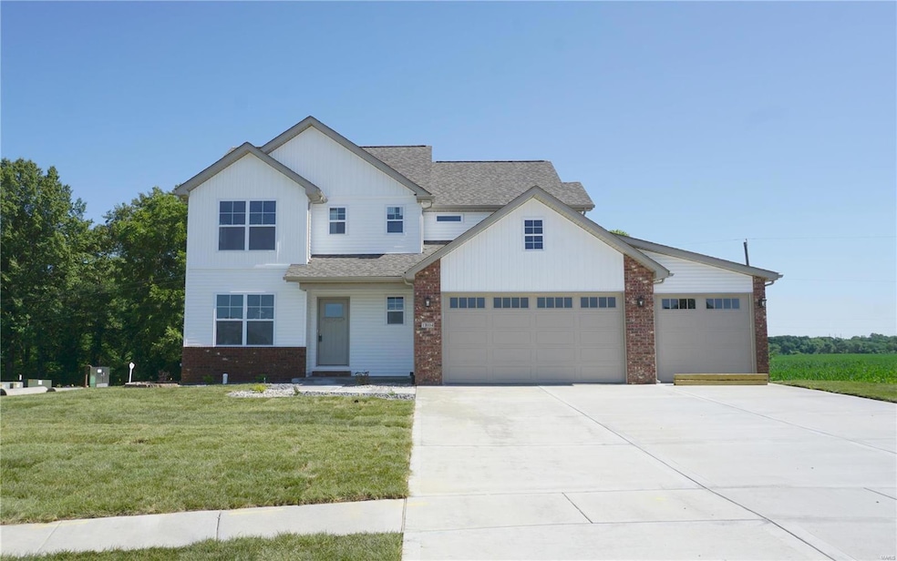 1804 Crimson Oak Dr, Maryville, IL 62062 - photo 1