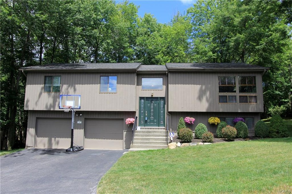 73 Mitchell Rd, Somers, NY 10589 - photo 1