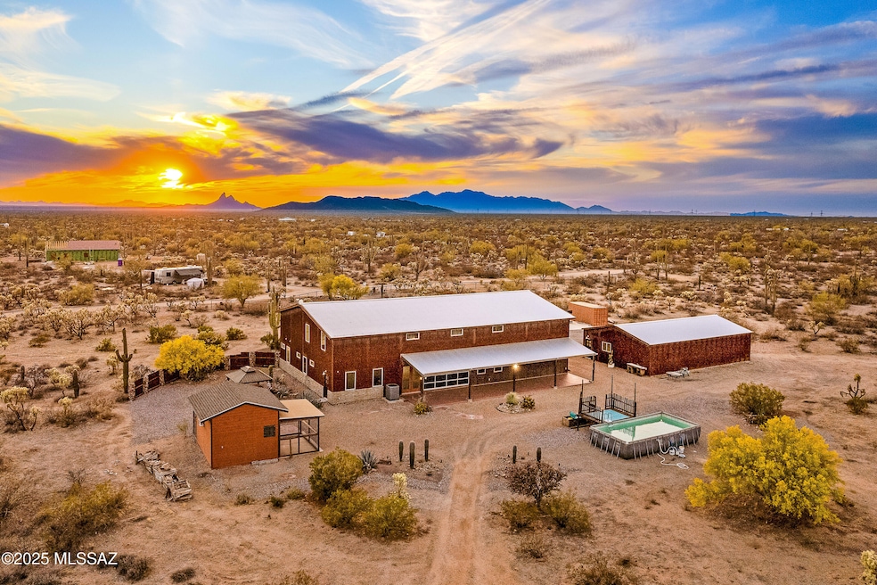 33977 S Twin Hawk Ln, Marana, AZ 85658 - photo 1