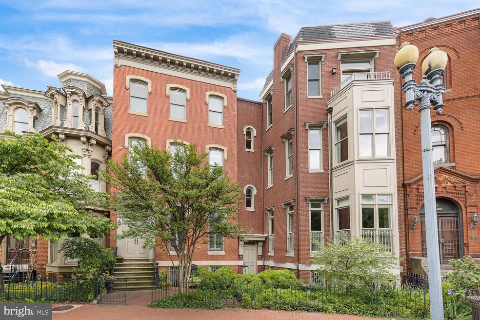 20 Logan Cir NW unit 3-2, Washington, DC 20005 - photo 1