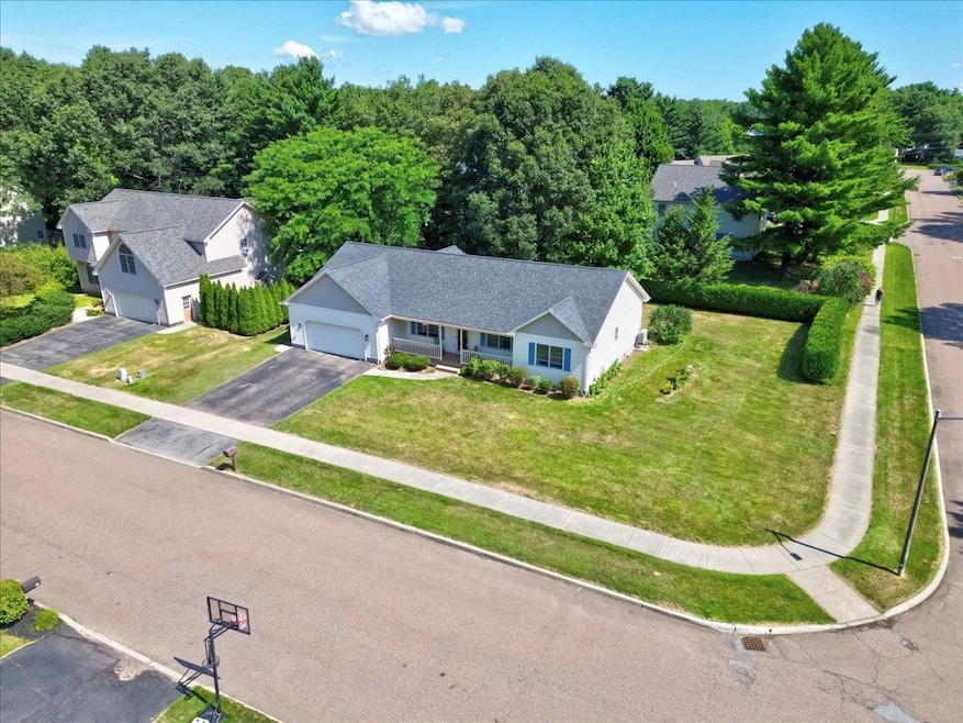 For Sale $775,000 • Co-Listing Agent