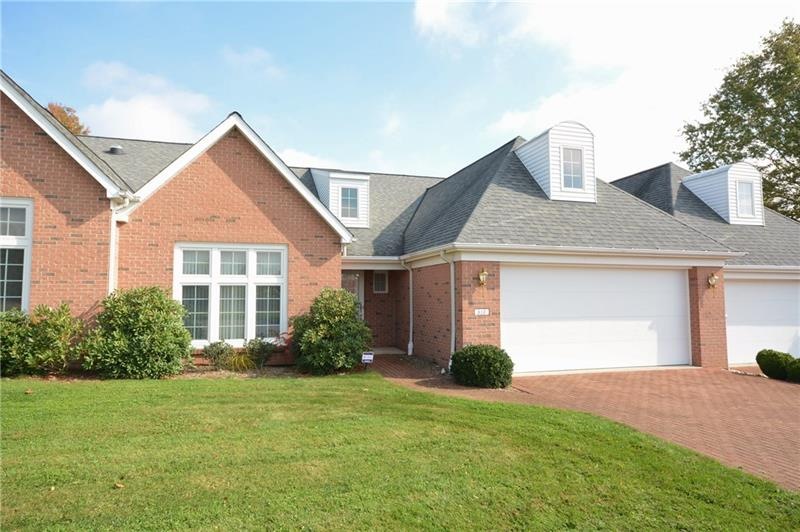 Well maintained all brick townhome.