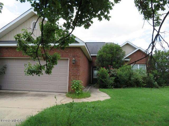 208 Amber Dr, Byron, GA 31008 - photo 1