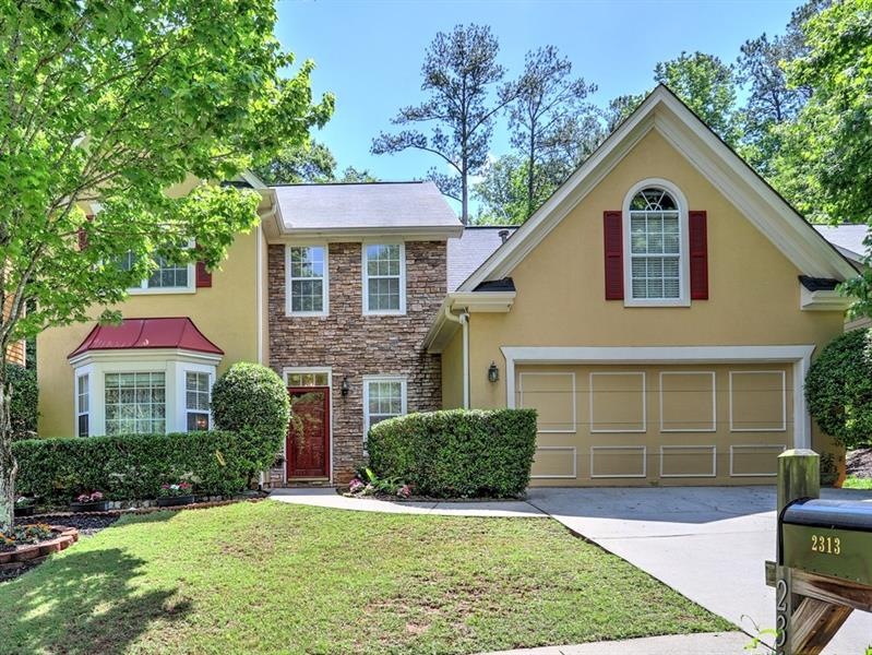 Welcome Home to 2313 Clipper Lane!