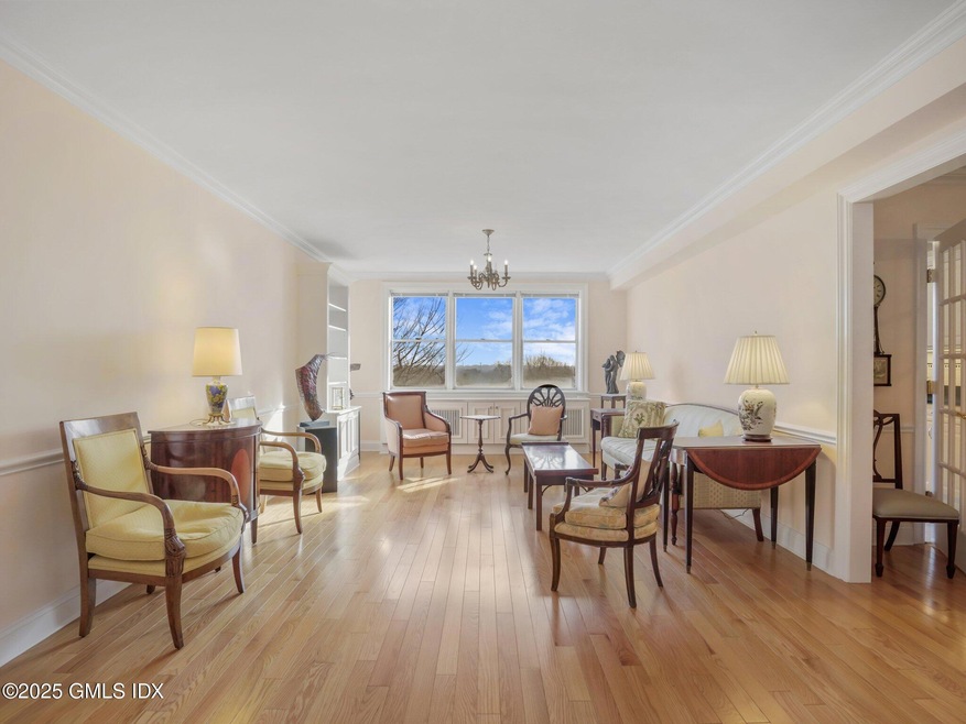 1 Putnam Hill unit 2J, Greenwich, CT 06830 - photo 1