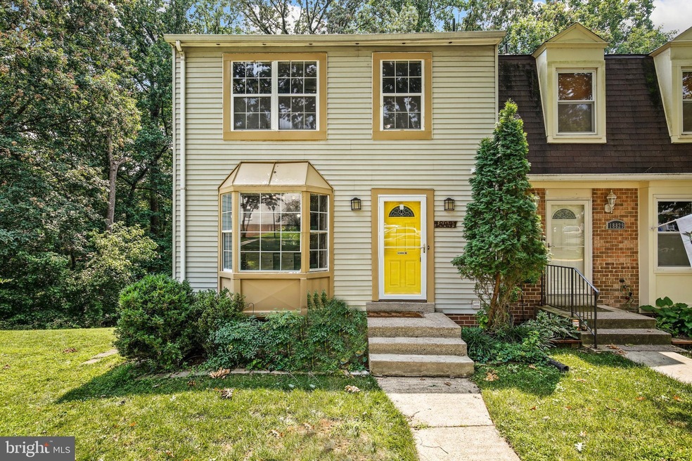 18831 Summer Oak Ct, Germantown, MD 20874 - photo 1