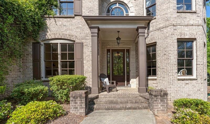 11037 Estates Cir, Alpharetta, GA 30022 - photo 1