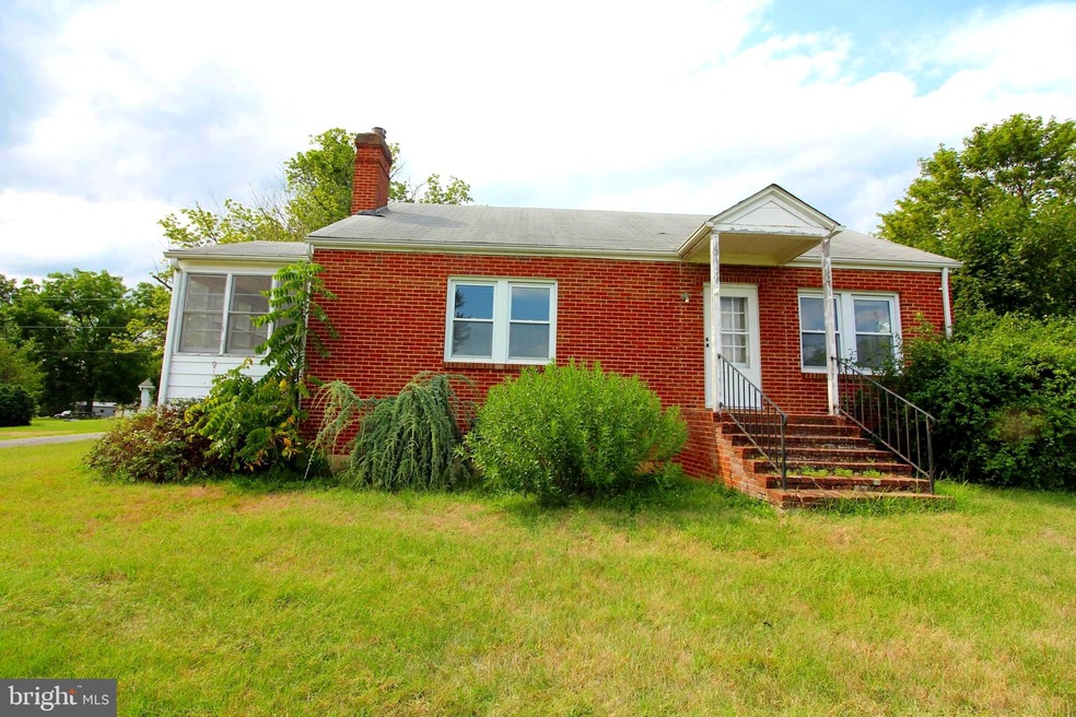 29097 Old Valley Pike, Strasburg, VA 22657 - photo 1