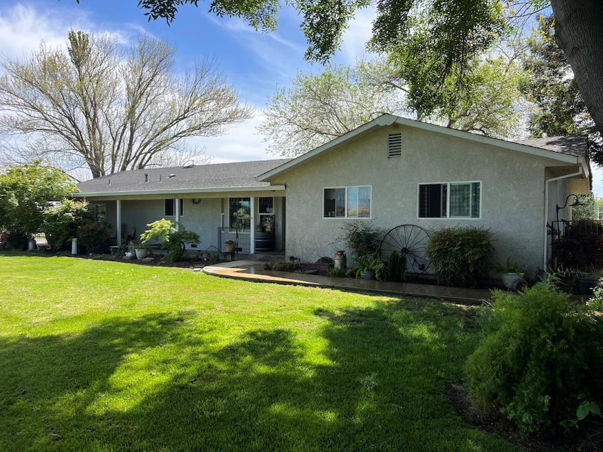 Under Contract $660,000