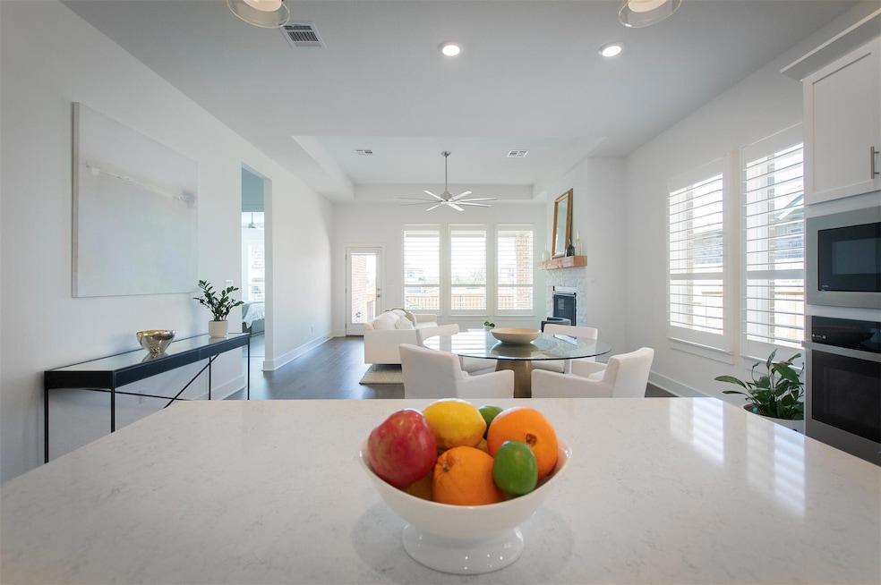 215 Milam Creek Dr, Kyle, TX 78640 - photo 1