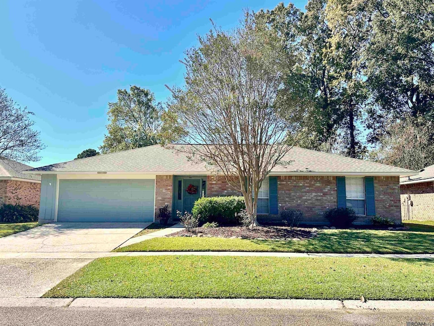 For Sale $259,900 • Co-Listing Agent