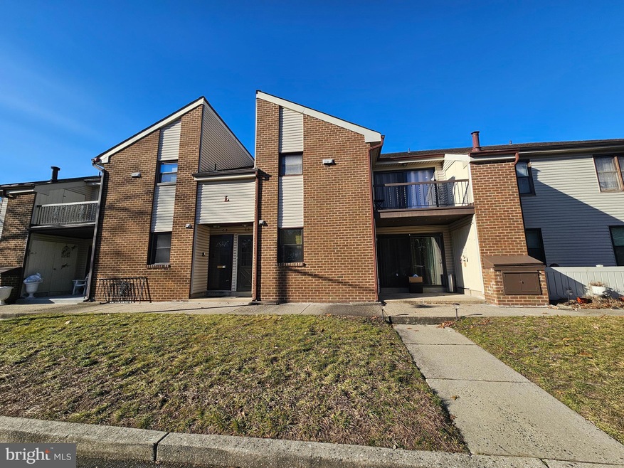 1475 Mount Holly Rd unit L3, Beverly, NJ 08010 - photo 1