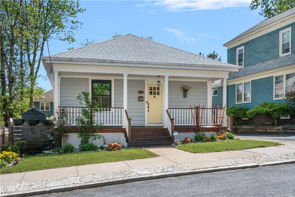 104 Lyman St, Pawtucket, RI 02860 - photo 1