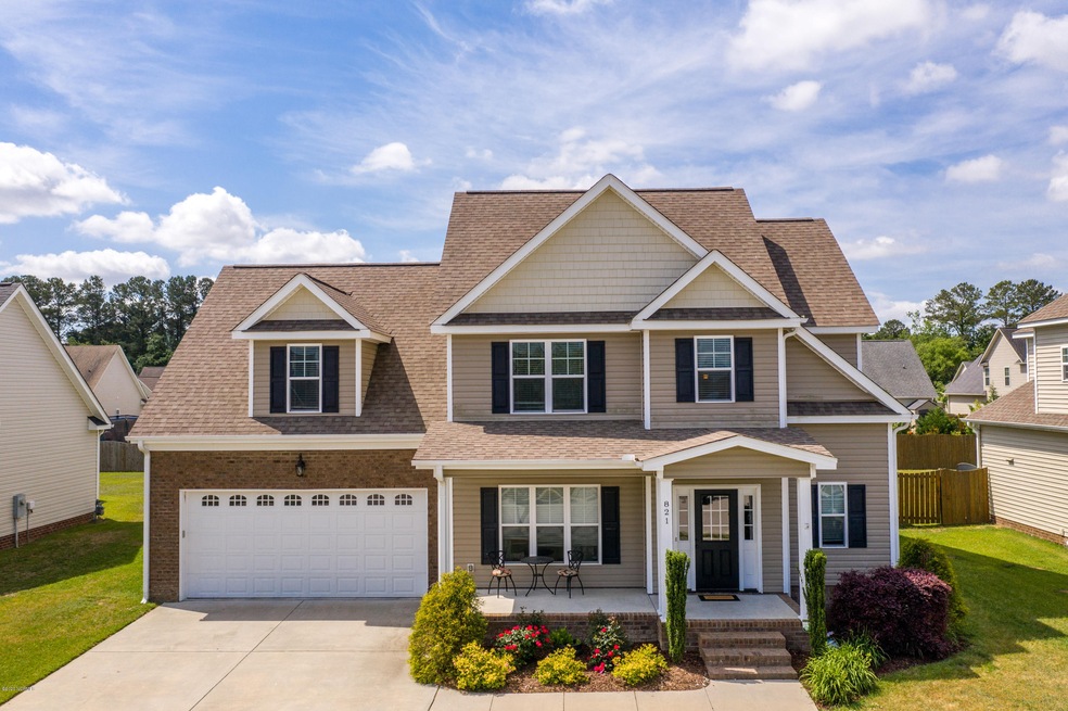 821 Megan Dr, Greenville, NC 27834 - photo 1