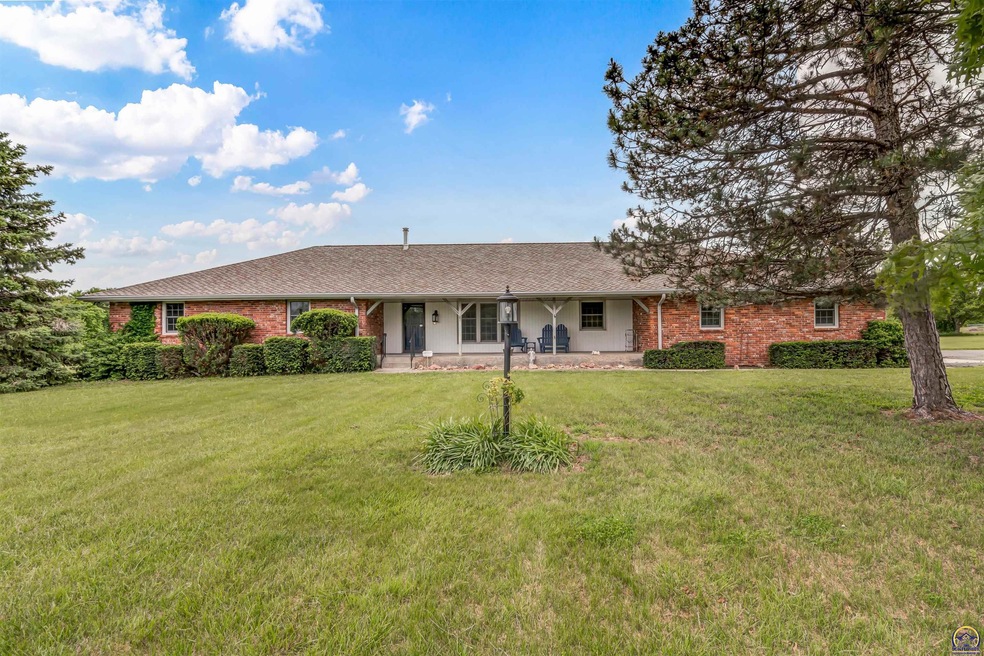 8911 SW 37th St, Topeka, KS 66614 - photo 1