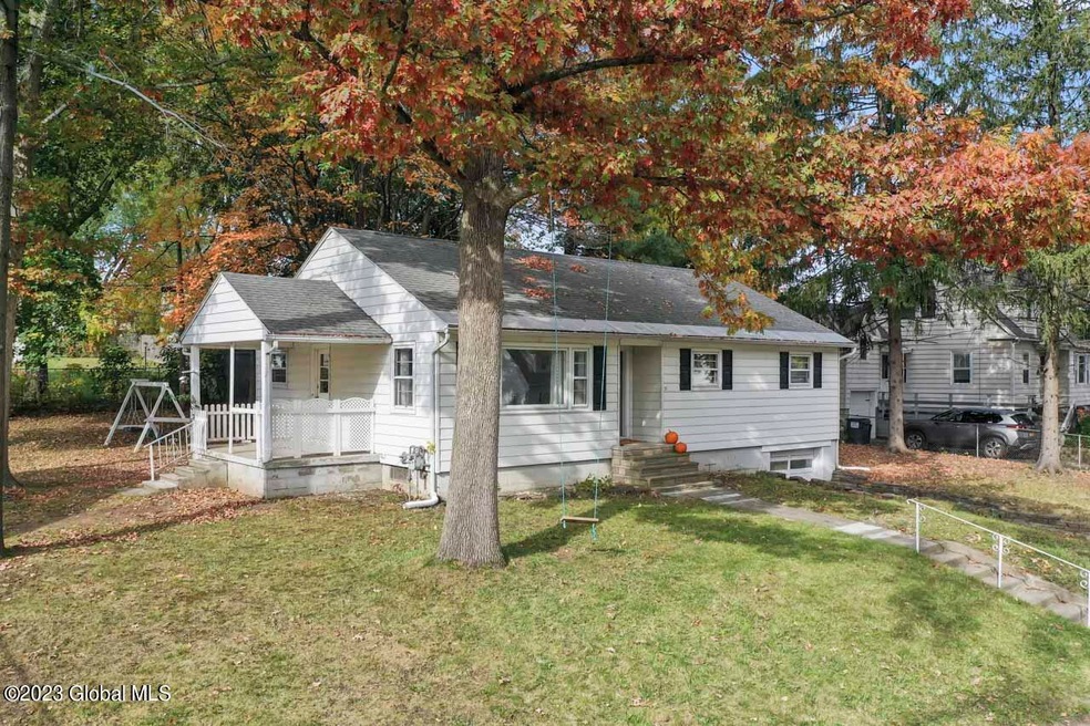 31 Hillcrest Rd, Latham, NY 12110 - photo 1