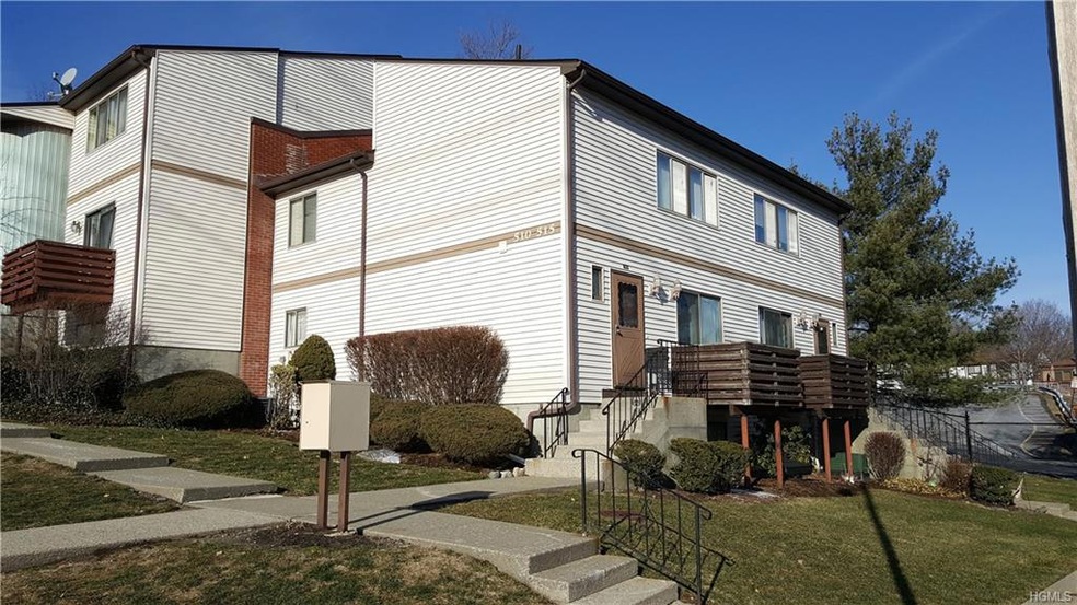 510 Country Club Ln unit 510, Pomona, NY 10970 - photo 1