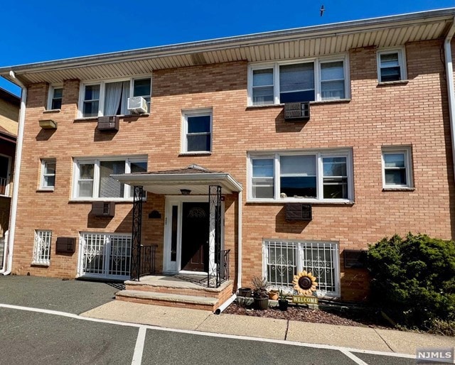 209 Park Ave unit B4, East Rutherford, NJ 07073 - photo 1