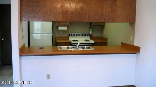 5340 Windflower St unit B, Anchorage, AK 99507 - photo 1