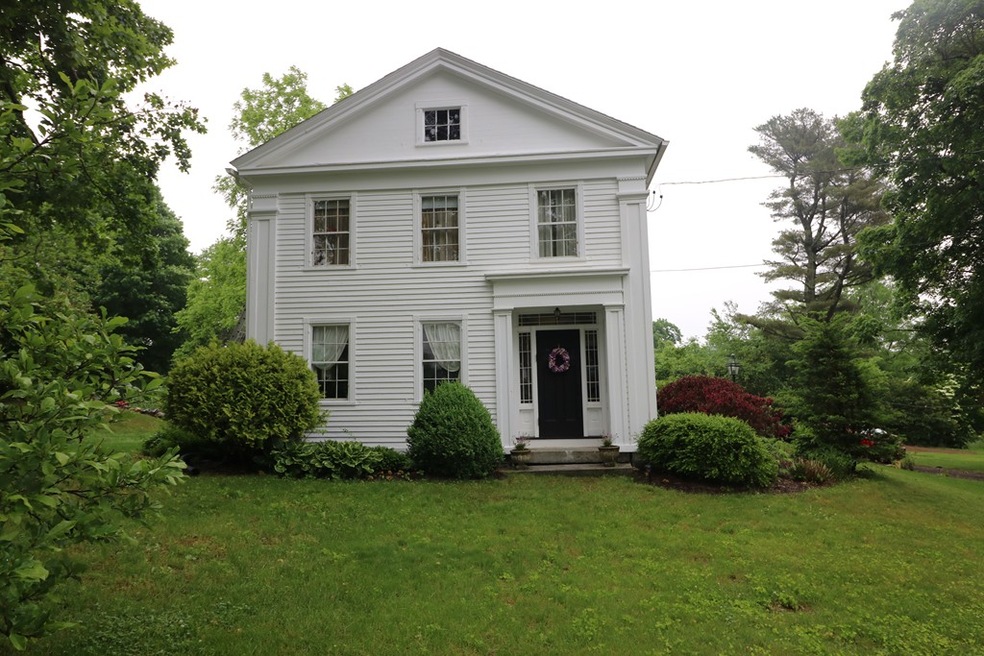 18 Curtis Hill Rd, Charlton, MA 01507 - photo 1