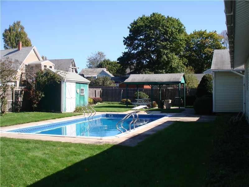 Swimming Pool/Hot Tub/Sauna.