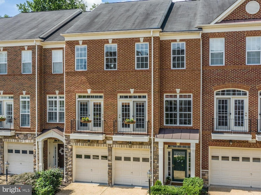 21959 Windy Oaks Square, Broadlands, VA 20148 - photo 1