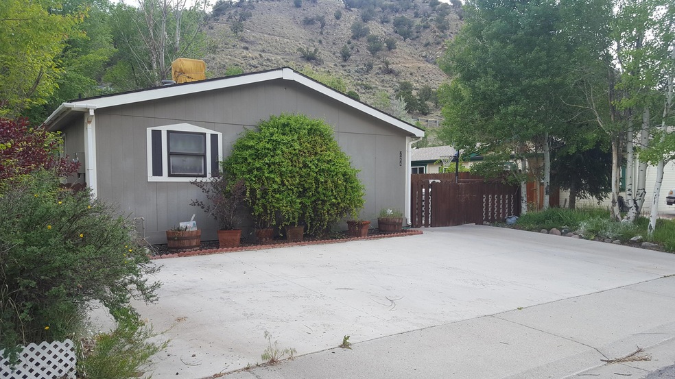 724 Burning Mountain Avenue