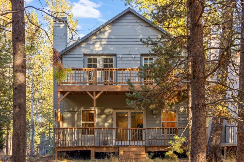 55630 Wagon Master Way, Bend, OR 97707 - photo 1