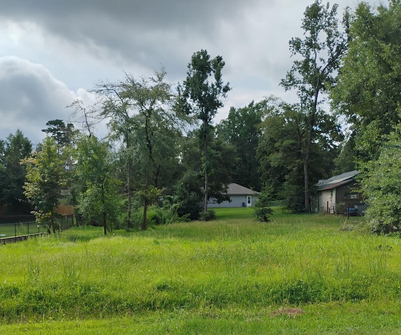 For Sale $40,000 • Co-Listing Agent