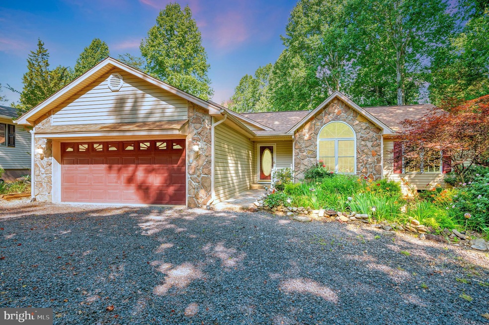 624 Harrison Cir, Locust Grove, VA 22508 - photo 1