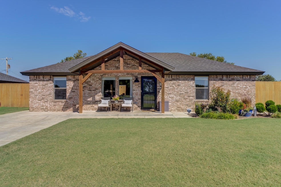 For Sale $215,000 • Co-Listing Agent