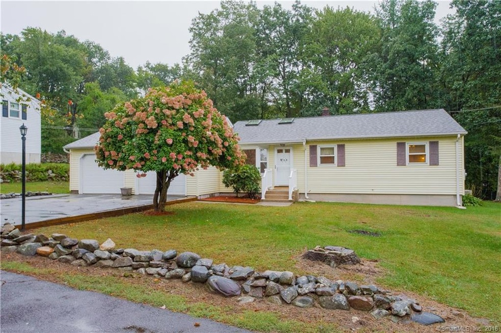 37 Lake Garda Dr, Unionville, CT 06085 - photo 1