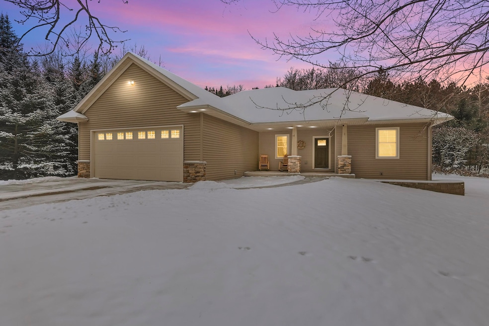 1894 Stately Conifer Ridge, Rosholt, WI 54473 - photo 1