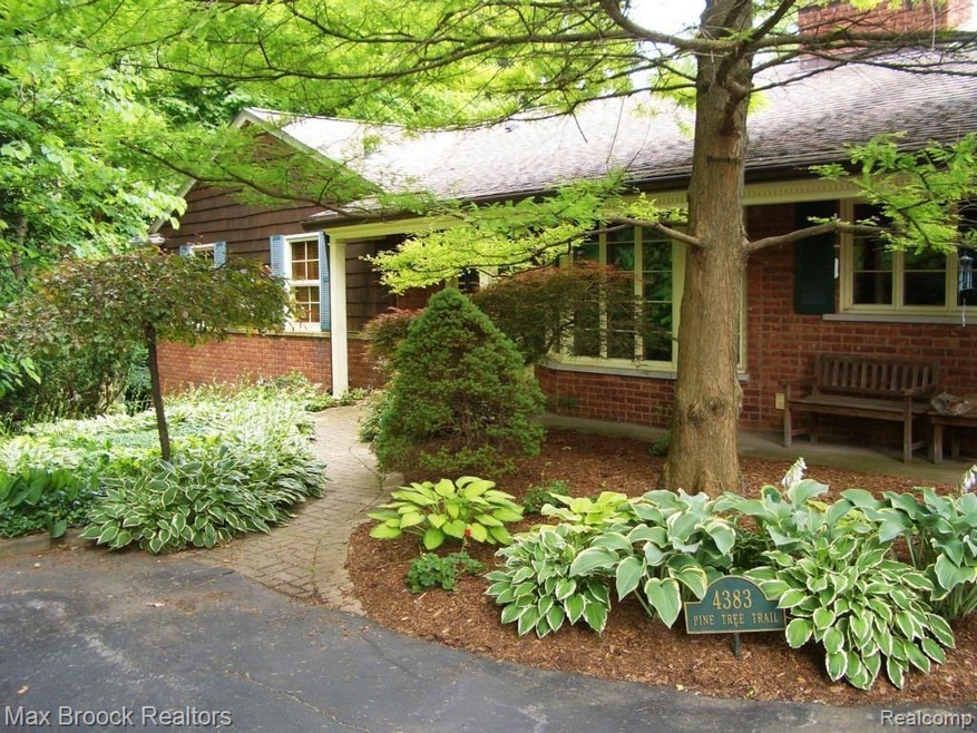 WELCOME HOME TO YOUR OWN PRIVATE PARADISE