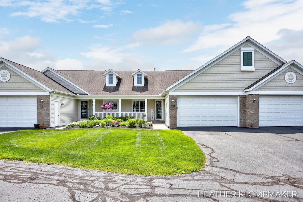 1-web-or-mls-8878-peninsula-ct