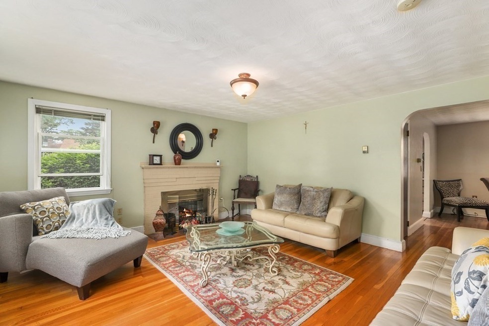 36 Bartlett Rd, Randolph, MA 02368 - photo 1