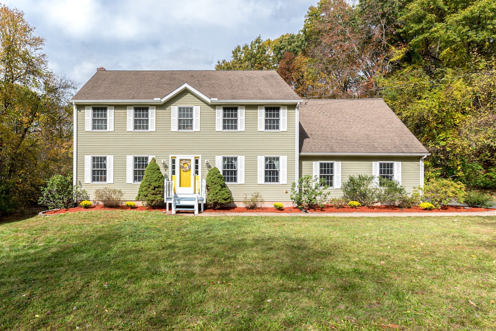 101 Melrose Rd, Broad Brook, CT 06016 - photo 1