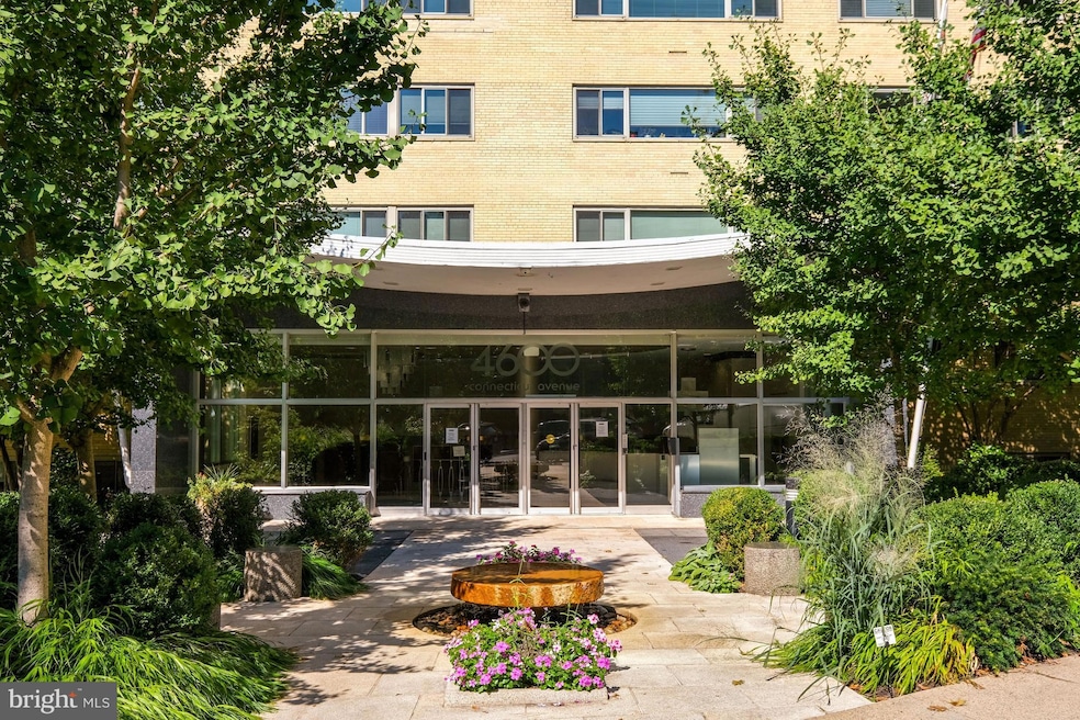 4600 Connecticut Ave NW unit 423, Washington, DC 20008 - photo 1