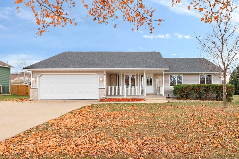 Pending $449,900 • Co-Listing Agent