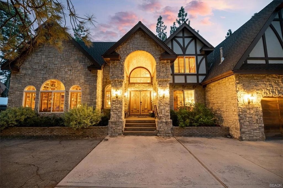 For Sale $1,285,000
