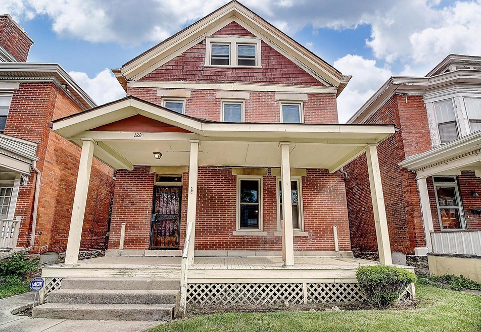 Welcome Home to 1224 Franklin Avenue