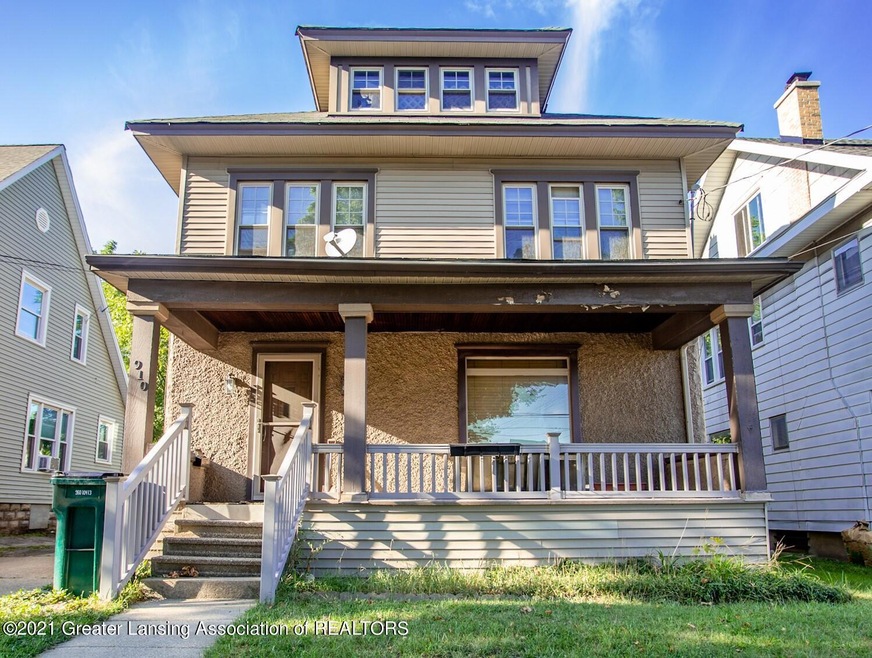 910 W Lenawee Front