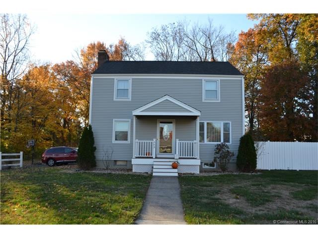 563 Nott St, Wethersfield, CT 06109 - photo 1
