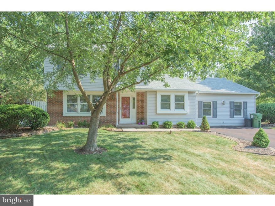 1904 Stratton Dr, Harleysville, PA 19438 - photo 1