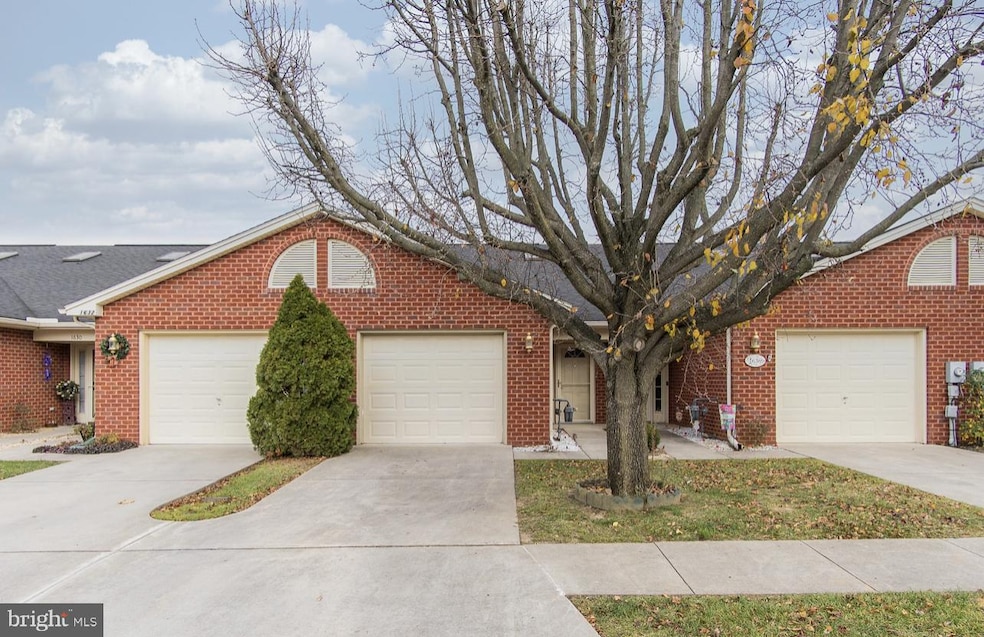 1634 Langley Dr, Hagerstown, MD 21740 - photo 1